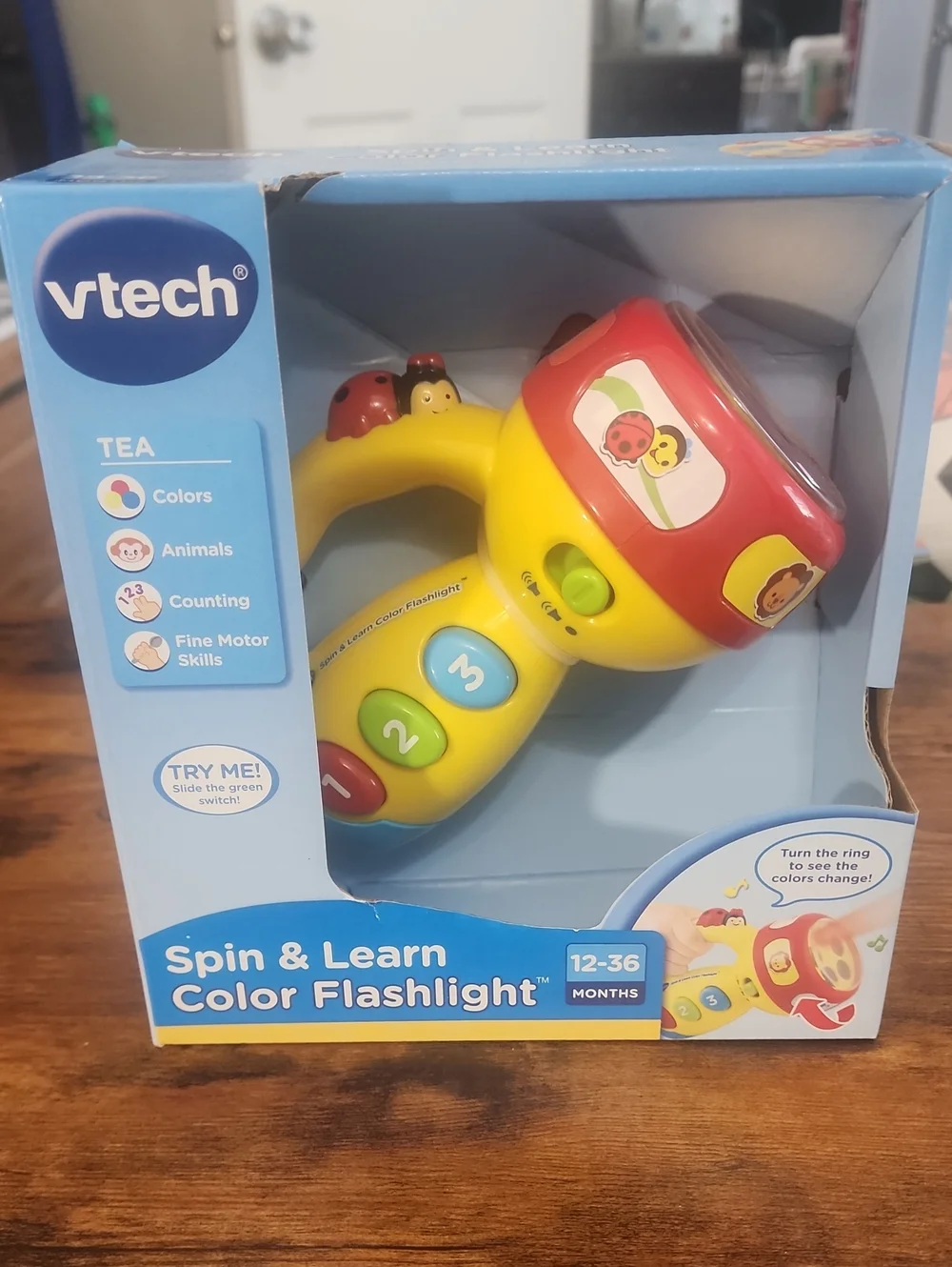 Vtech Spin & Learn Color Flashlight - Yellow/Red 20$ Firm Brand New No Tags